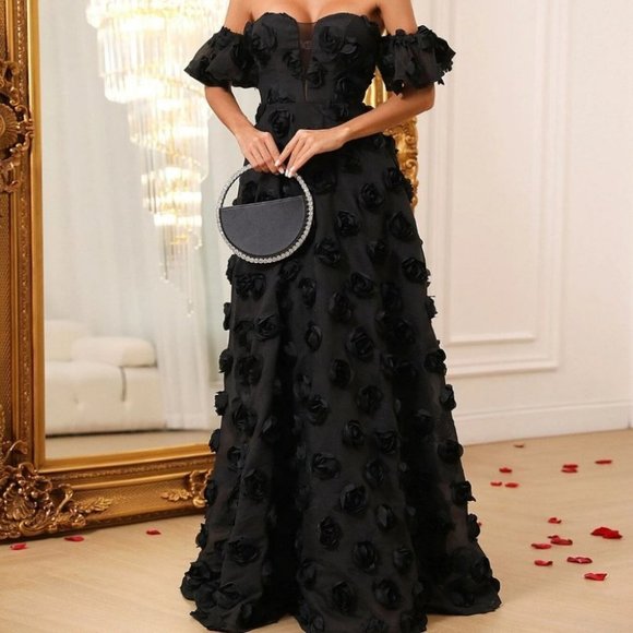 Off Shoulder Butterfly Sleeve Applique maxi Dress - black - Picture 4 of 5